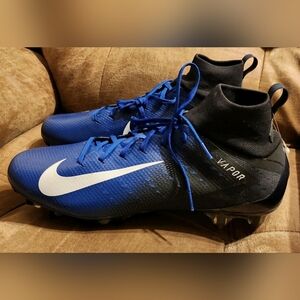 Nike Vapor Untouchable Pro  Football Cleats A03021-001 US Size 16 NEW